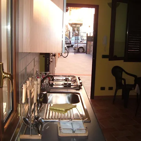 Casa Del Dottore Lägenhetshotell Cefalù