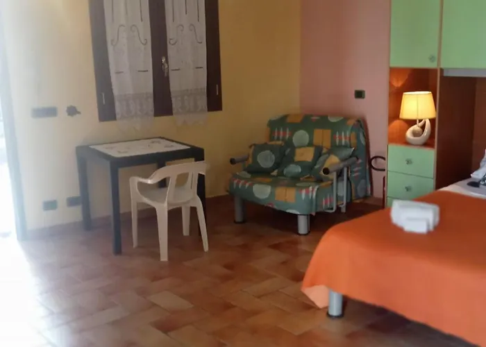 Casa Del Dottore מלון דירות צ'פאלו